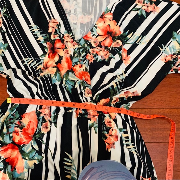 Women’s Hyped Unicorn Vneck Floral Midi Dress - Picture 5 of 7